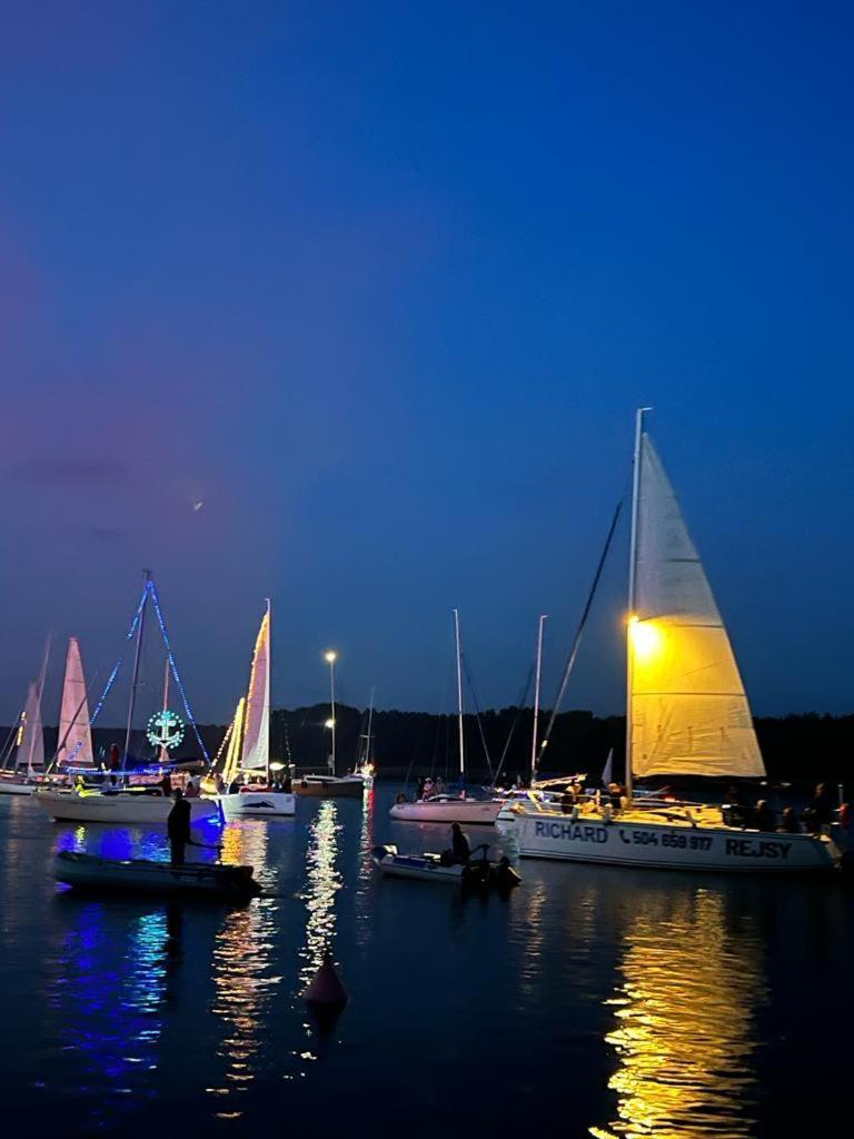 Powidz Lakeside Hotel & Restaurant Екстериор снимка